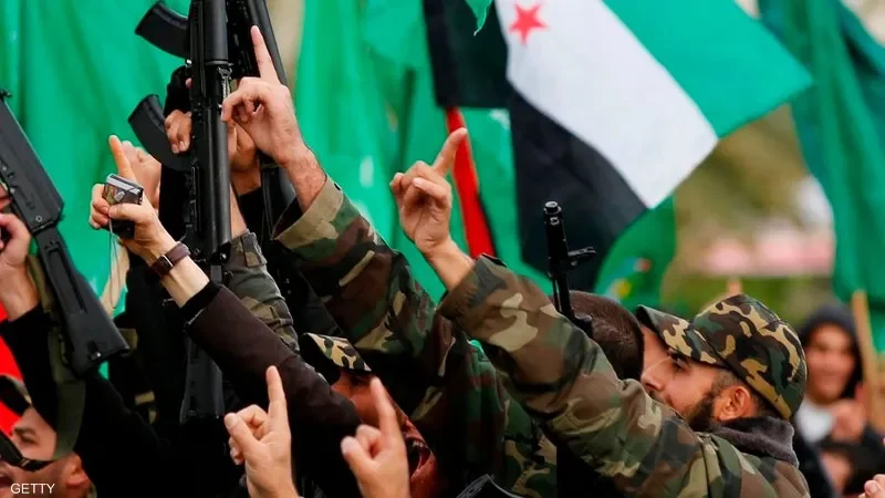 حول العسكرة والعنف والثورة